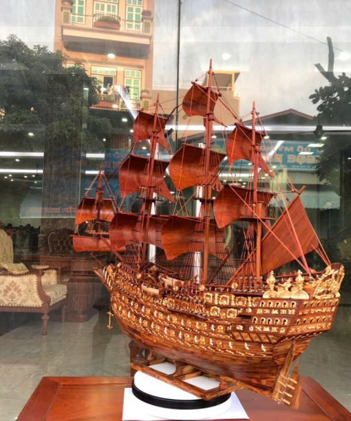 Mô Hình Thuyền Buồm Gỗ Sưa 80cm × 75cm × 24cm Đẹp, Sang Trọng