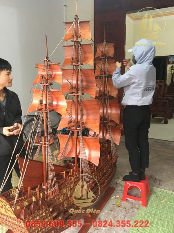 Mô Hình Thuyền Buồm Gỗ Hương VIP Dài 2,5m – Tuyệt Tác Thủ Công Dành Cho Không Gian Đẳng Cấp